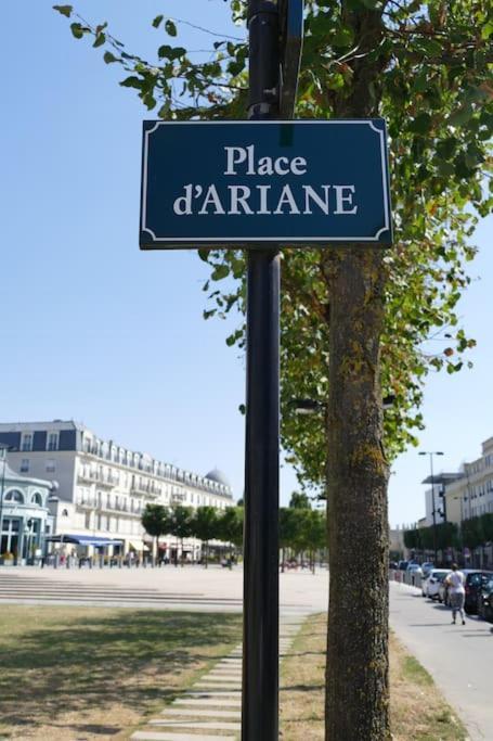 Disneyland Paris 70M² Face Parc, Place Ariane Сери Екстериор снимка